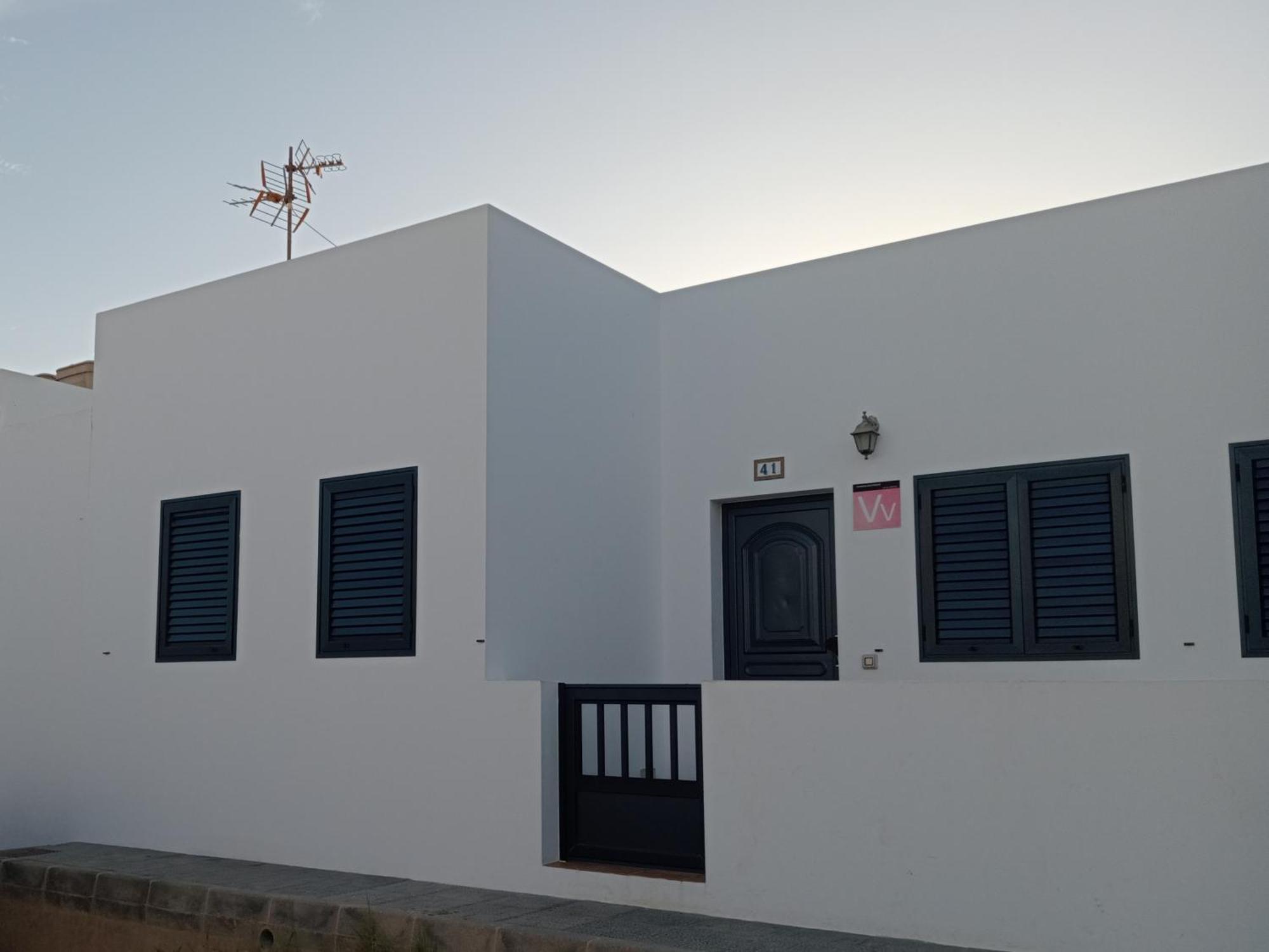 Casa Carmen Dolores Caleta de Sebo Exterior photo